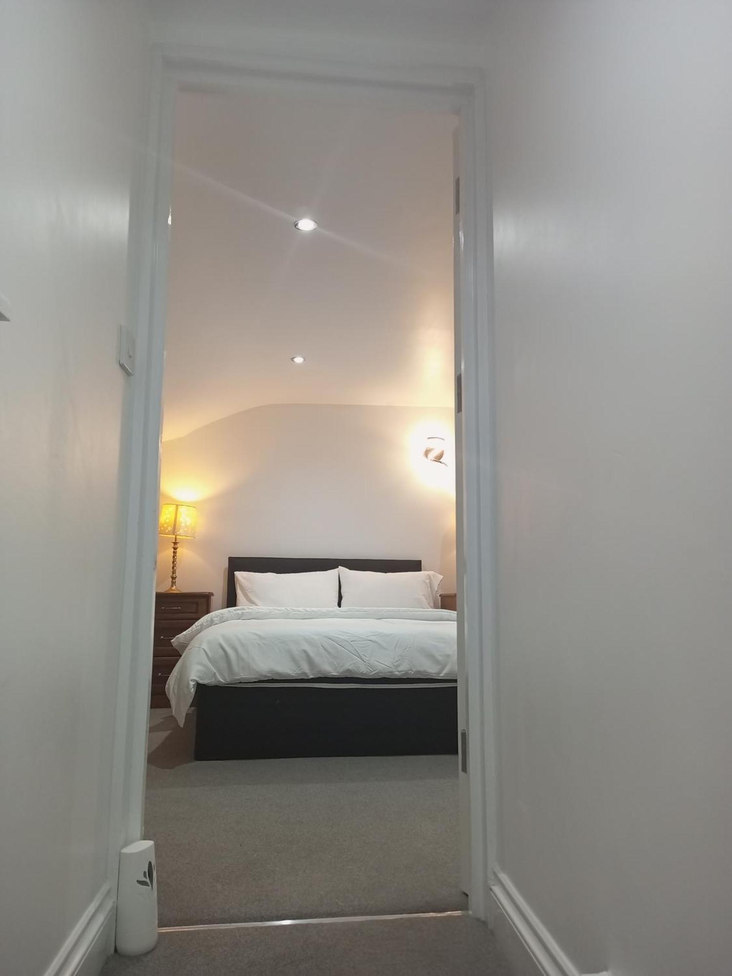 Family Lodge, Princess Lodge, Executive Lodge, Master'S Lodge Илфорд Екстериор снимка